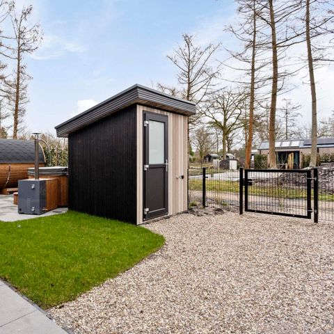 LODGE 6 people - Royal Eco Wellness (Hot tub)