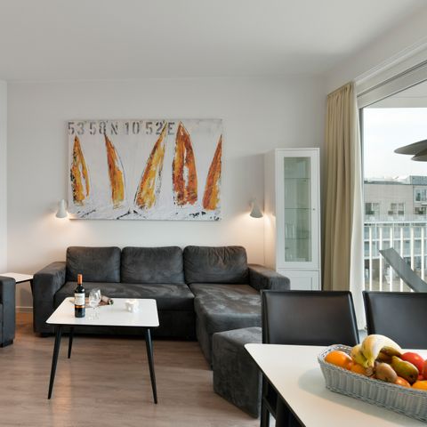 APARTMENT 6 people - 4-6LP penthouse Promenade villa