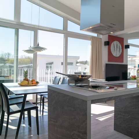 HOUSE 8 people - 8LP