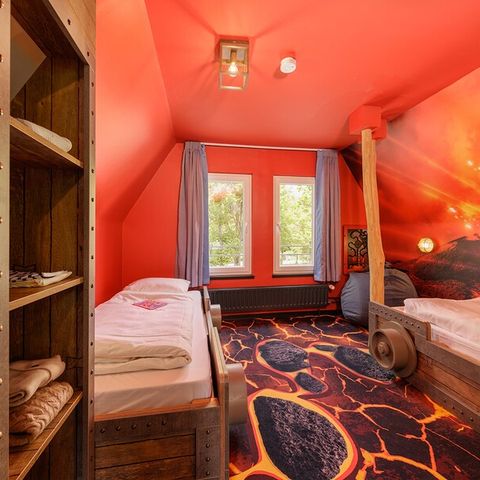 UNUSUAL ACCOMMODATION 4 people - Cottage Merveilles de la Nature sleeps 4