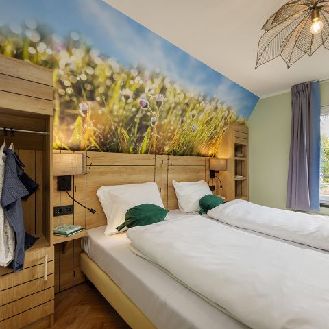 UNUSUAL ACCOMMODATION 4 people - Cottage Merveilles de la Nature sleeps 4