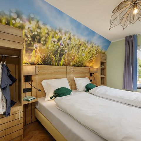 UNUSUAL ACCOMMODATION 4 people - Cottage Merveilles de la Nature sleeps 4