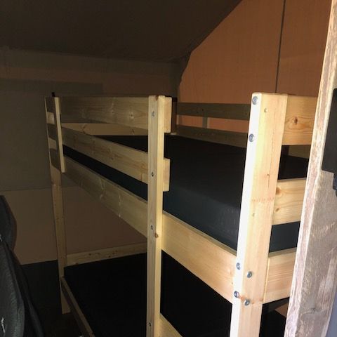 Canvas and wooden tent 4 persons - including sanitary facilities