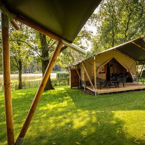 CANVAS AND WOOD TENT 4 people - Lake incl. sanitary facilities