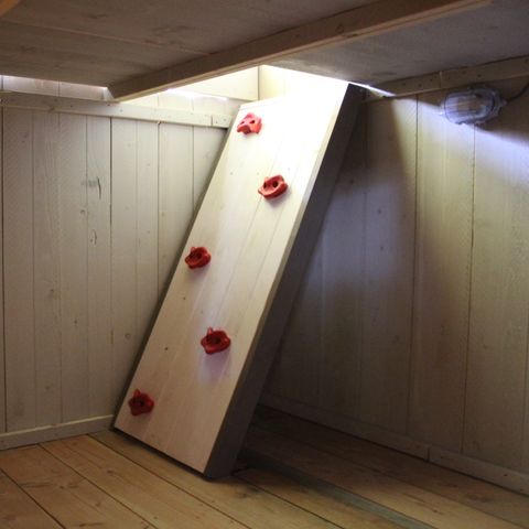 CANVAS AND WOOD TENT 6 people - incl. sanitary facilities + slide