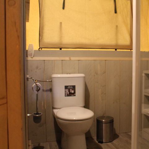 CANVAS AND WOOD TENT 6 people - incl. sanitary facilities + slide