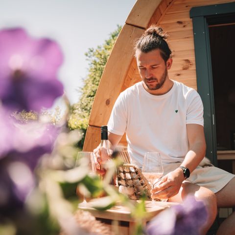 UNUSUAL ACCOMMODATION 4 people - Pod