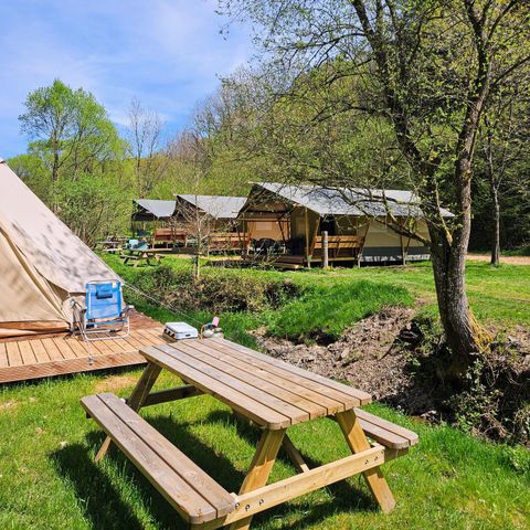 Canvas and wooden tent 5 persons