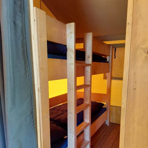 Canvas and wooden tent 5 persons