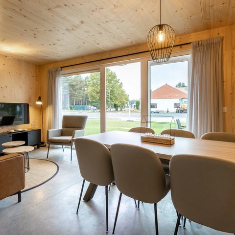 BUNGALOW 6 people
