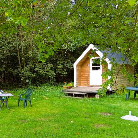 UNUSUAL ACCOMMODATION 4 people - Hiker's hut Mobihut