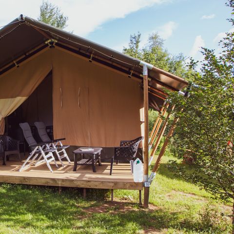 Canvas and wooden tent 6 persons
