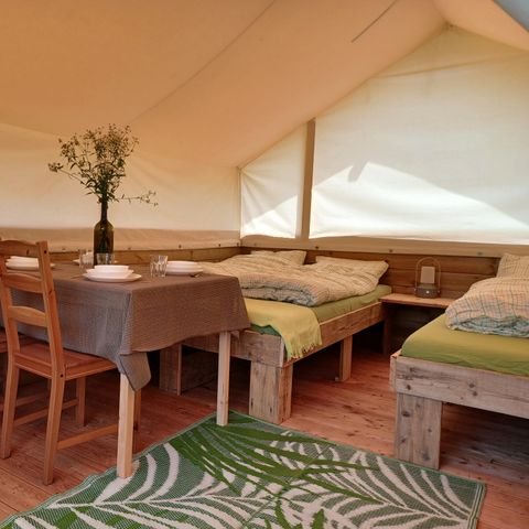Canvas and wooden tent 4 persons