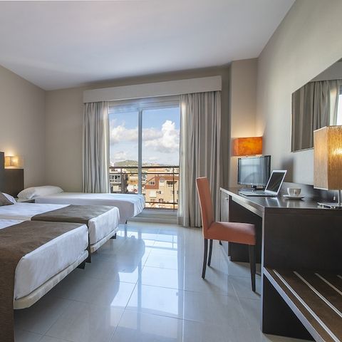 Bedroom 3 persons - Hotel room