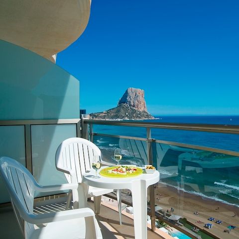 Bedroom 4 persons - Hotel room Balcony seaside