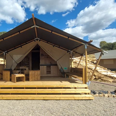 Canvas and wooden tent 3 persons - including sanitary facilities