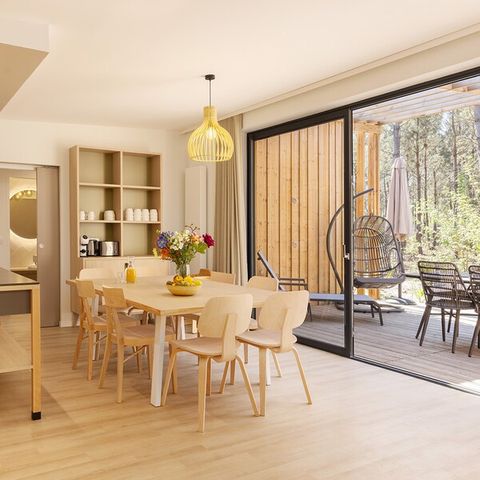 BUNGALOW 8 people - VIP LG2234