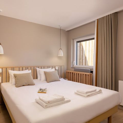 HOUSE 12 people - VIP LG2235