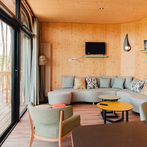 UNUSUAL ACCOMMODATION 4 people - House in the Trees 4 people