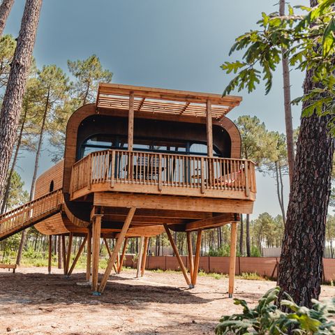 UNUSUAL ACCOMMODATION 4 people - House in the Trees 4 people