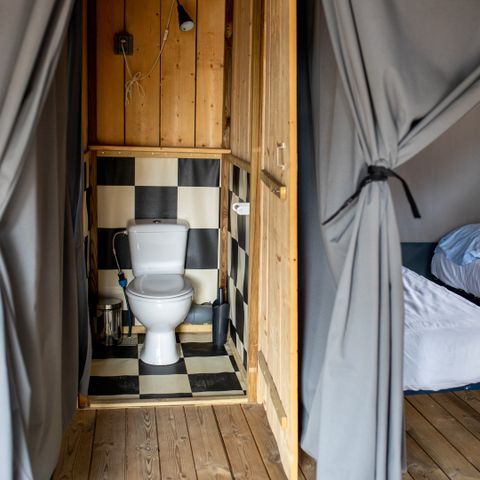 Canvas and wooden tent 4 persons - Les Issambres