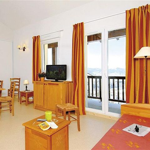 Apartment 7 persons - (max. 6 adults) Font Romeu Standard Mille Soleils