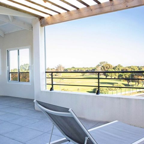 Apartment 4 persons - Flat for -1 bedroom-Terrace/Large loggia-Water view/Golf