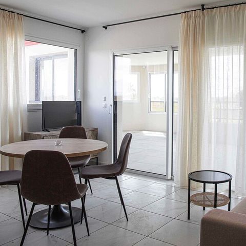 Apartment 4 persons - Flat for -1 bedroom-Terrace/Large loggia-Water view/Golf
