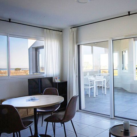 Apartment 4 persons - Flat for -1 bedroom-Terrace/Large loggia-Water view/Golf