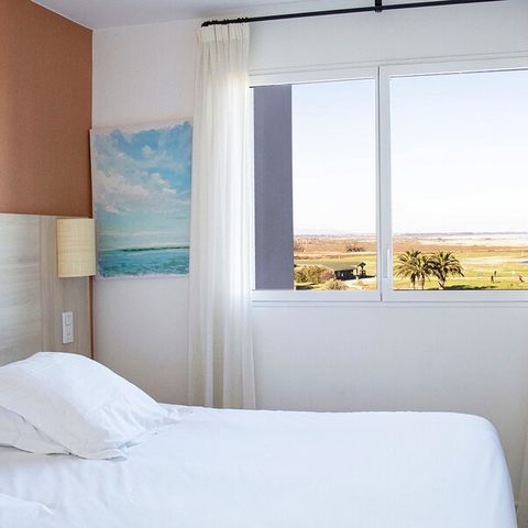 Apartment 4 persons - Flat for -1 bedroom-Terrace/Large loggia-Water view/Golf