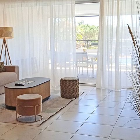 Apartment 6 persons - Flat - 2 bedrooms - Pool & golf view - Loggia