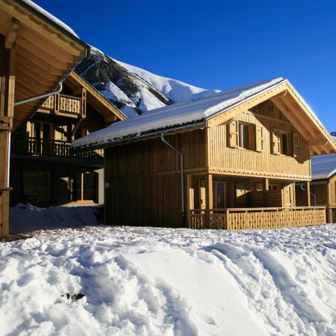 Les Chalets de l'Arvan II - Camping Savoie - Image N°2