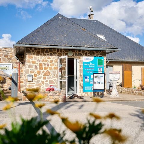 Villatent Les Genêts  - Camping Aveyron - Image N°5
