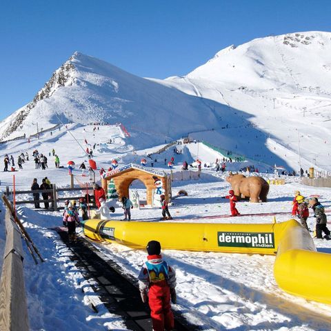 APARTMENT 6 people - (max 4 adults) St. Lary Soulan