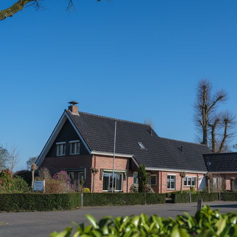 Group accommodation 18 persons - The Blankershuys with hot tub and sauna