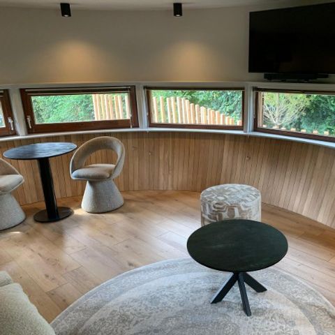 Unique 2 persons - The Nutshell with hot tub and sauna