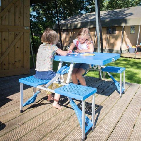 CANVAS AND WOOD TENT 5 people