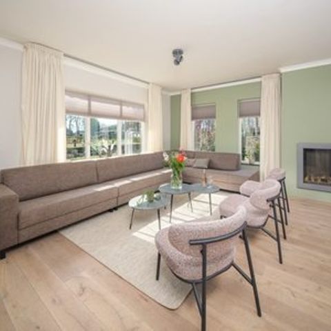 Group accommodation 16 persons - The Blankershuys with hot tub and sauna