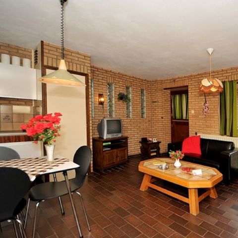 House 3 persons - 25B