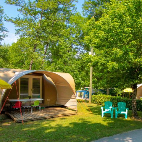 Glamping tent 6 persons - Le Petit Chateau