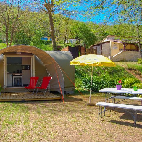 Glamping tent 6 persons - Le Petit Chateau
