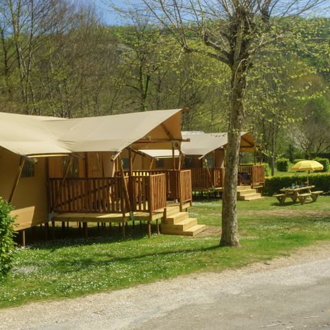 Canvas and wooden tent 8 persons - Lodgetent Brive