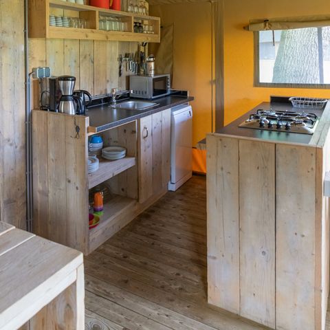 Canvas and wooden tent 5 persons - Luxury