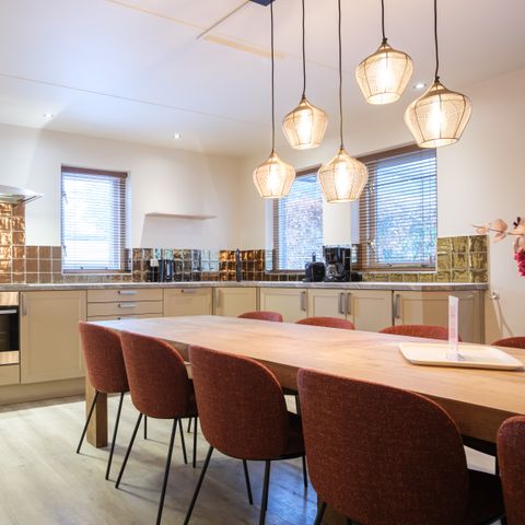 HOUSE 10 people - Family house Rheeze with jacuzzi