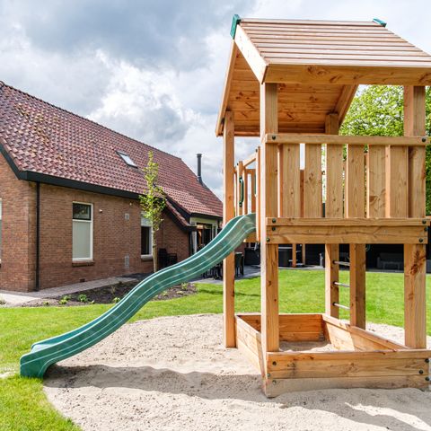 Group accommodation 12 persons - Family house the Rheezermaten with Jacuzzi