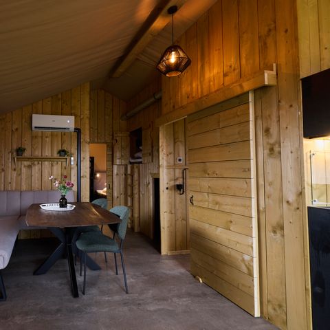 CANVAS AND WOOD TENT 6 people - Adventure lodge DeLuxe