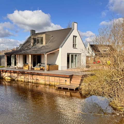 House 6 persons - By lake 85