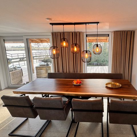 HOUSE 6 people - By lake 85