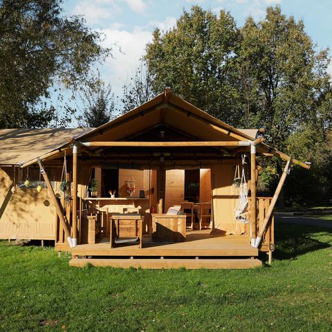 Canvas and wooden tent 5 persons - La Vida Aqua