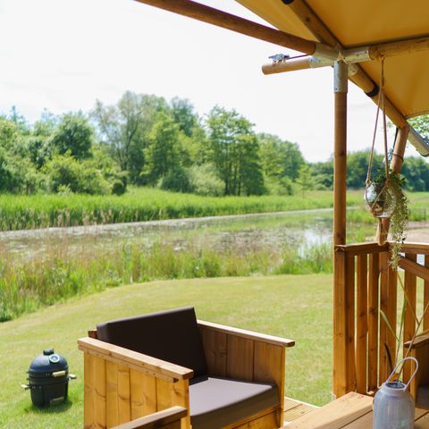 Canvas and wooden tent 5 persons - La Vida Aqua